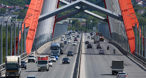 Белорусы активнее россиян приобретают «Белую карту» Белорусы активнее россиян приобретают «Белую карту»