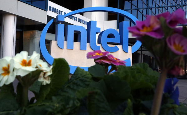 США стали совладельцами Intel
США стали совладельцами Intel