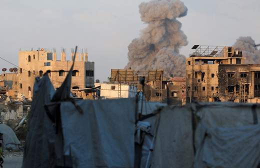 СМИ узнали об атаке израильских истребителей на штаб войск Сирии в Дамаске
СМИ узнали об атаке израильских истребителей на штаб войск Сирии в Дамаске