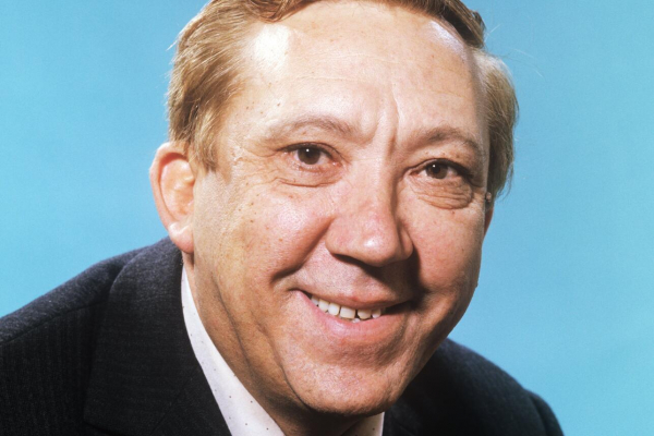 Внук Юрия Никулина превратился в его копию — сходство потрясает