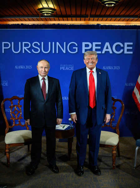 Белый дом анонсировал интервью Трампа после встречи с Путиным