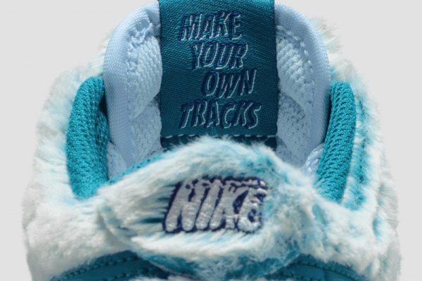 Nike представил кроссовки в стиле «снежного человека» (ФОТО) Nike представил кроссовки в стиле «снежного человека» (ФОТО)