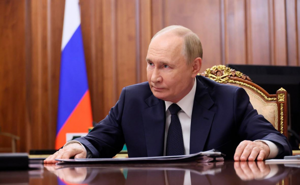 Путин передал активы Air Liquide в России компании «М-Логистика»
Путин передал активы Air Liquide в России компании «М-Логистика»