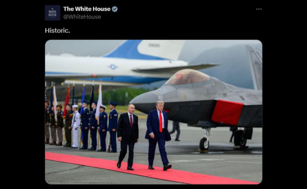 
                    Белый дом назвал встречу Трампа и Путина исторической
                