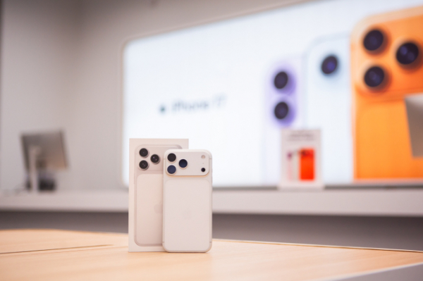 Яндекс Маркет назвал самые популярные у россиян модели новой линейки iPhone Яндекс Маркет назвал самые популярные у россиян модели новой линейки iPhone