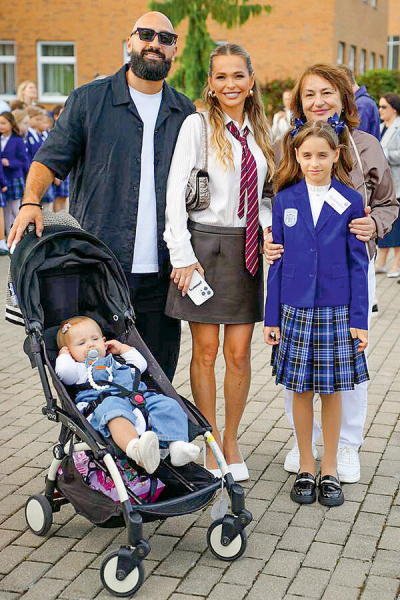 Школьные рекорды: где учат на космонавтов, оленеводов и пчеловодов Школьные рекорды: где учат на космонавтов, оленеводов и пчеловодов