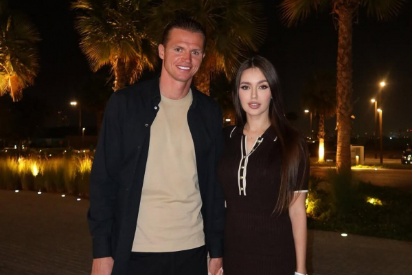 Костенко высказалась об изменах Тарасова: «Я не даю шанса» Костенко высказалась об изменах Тарасова: «Я не даю шанса»