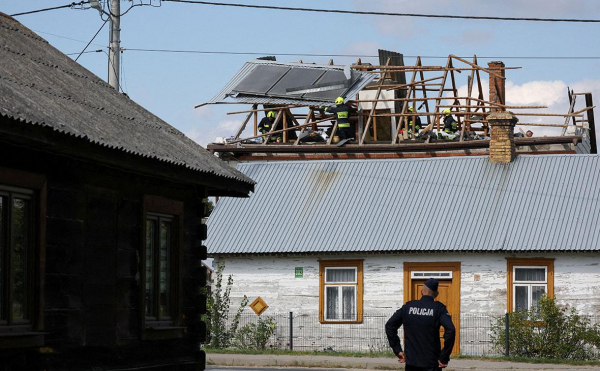 Президент Польши не подтвердил готовность сбивать дроны над Украиной
Президент Польши не подтвердил готовность сбивать дроны над Украиной