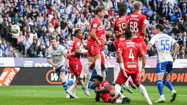 «Динамо» и «Спартак» устроили крутое шоу! А Станкович сорвался на судью и получил красную «Динамо» и «Спартак» устроили крутое шоу! А Станкович сорвался на судью и получил красную