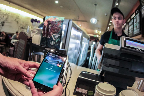 В России вернулась бесконтактная оплата по телефону В России вернулась бесконтактная оплата по телефону