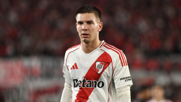 Возлюбленная главного таланта «Барселоны» променяла его на игрока «Реала». Ямаль убит горем Возлюбленная главного таланта «Барселоны» променяла его на игрока «Реала». Ямаль убит горем