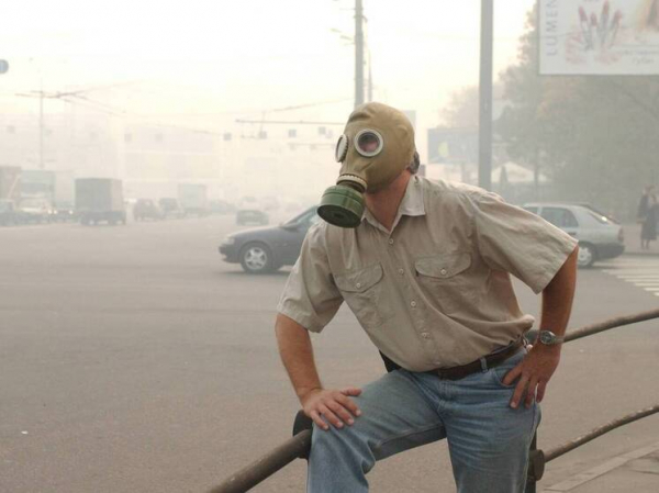 Экологи объяснили, почему петербуржцев донимает запах «горелой проводки»