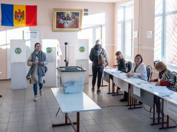 Молдавский депутат раскрыл, к чему могут привести истеричные заявления президента Санду