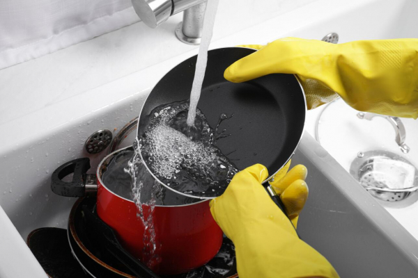 Секрет, который продлит жизнь вашей сковороде на годы