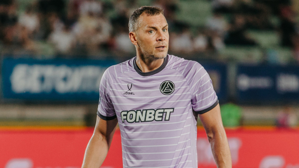 «Хотим это сделать коллективно». Шпилевский рассказал, как «Пари НН» будет противодействовать Дзюбе «Хотим это сделать коллективно». Шпилевский рассказал, как «Пари НН» будет противодействовать Дзюбе