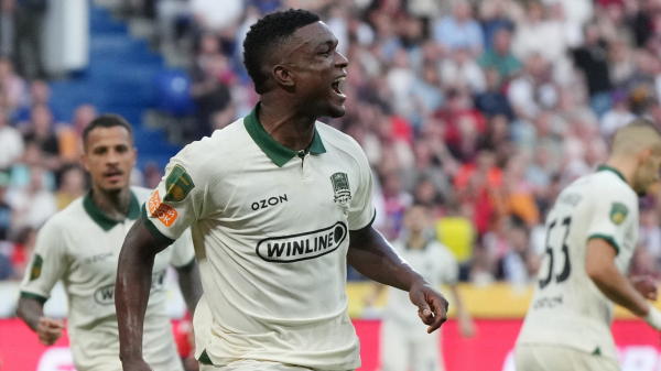 Пономарев: «В «Краснодаре» на Кордобе все держится. Он это прекрасно понимает, поэтому выпендривается» Пономарев: «В «Краснодаре» на Кордобе все держится. Он это прекрасно понимает, поэтому выпендривается»