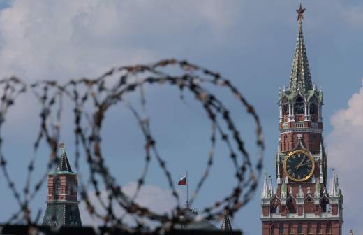 СМИ сообщили о появлении неопознанного БПЛА над авиабазой НАТО в Германии
СМИ сообщили о появлении неопознанного БПЛА над авиабазой НАТО в Германии