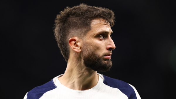 «Тоттенхэм» продлил контракт с Бентанкуром