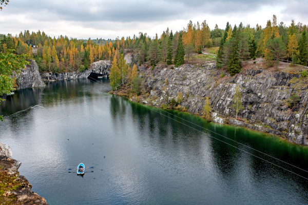 Увидеть все краски осени: Топ-5 направлений для путешествий