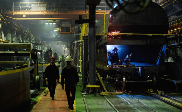 
                    Части сотрудников «Уралвагонзавода» сократят рабочую неделю
                