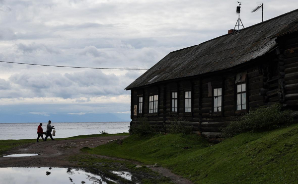 ЮНЕСКО решило изучить новые поправки о Байкале до их принятия
ЮНЕСКО решило изучить новые поправки о Байкале до их принятия
