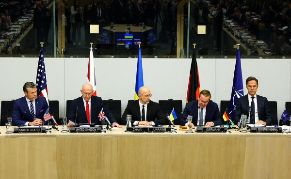 США анонсировали скорую продажу оружия еще на $2 млрд для Украины
США анонсировали скорую продажу оружия еще на $2 млрд для Украины