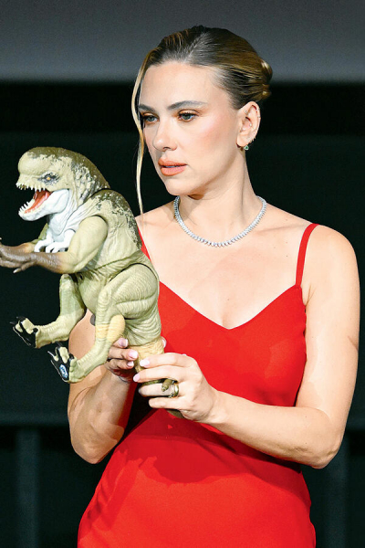 Стоп, снято! Робот или человек? Стоп, снято! Робот или человек?