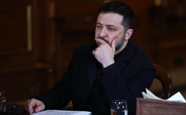 Зеленский заявил, что не боится Трампа, как «весь мир»
Зеленский заявил, что не боится Трампа, как «весь мир»