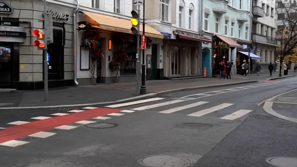 Почему рестораны стали покидать Патриаршие пруды. Эфир телеканала РБК
Почему рестораны стали покидать Патриаршие пруды. Эфир телеканала РБК