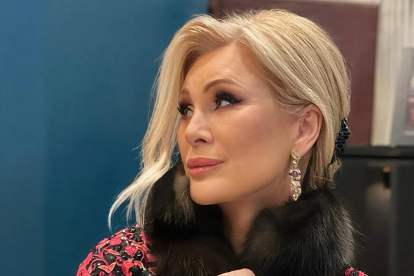 Вика Цыганова раскрыла подробности пластики — «муж аж заплакал»