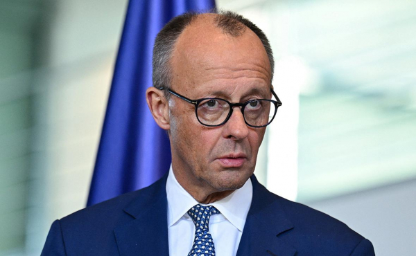 Мерц попросил Зеленского, чтобы молодые украинцы не ехали в Германию
Мерц попросил Зеленского, чтобы молодые украинцы не ехали в Германию