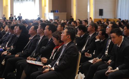 Эксперты прокомментировали доклад главы «Роснефти» Игоря Сечина на VII российско-китайском энергетическом форуме в Пекине Эксперты прокомментировали доклад главы «Роснефти» Игоря Сечина на VII российско-китайском энергетическом форуме в Пекине