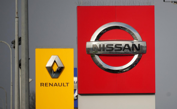 FT узнала о планах Renault и Nissan возобновить альянс
FT узнала о планах Renault и Nissan возобновить альянс