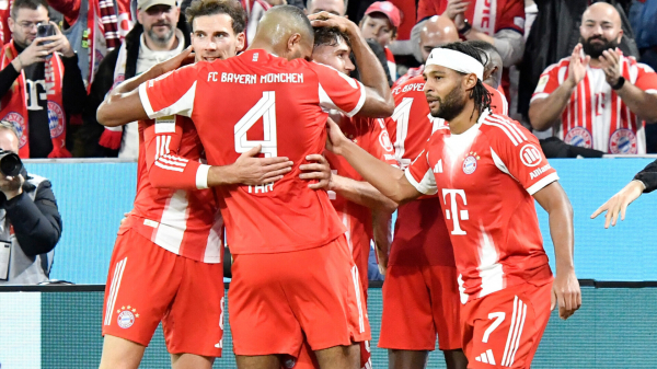 «Бавария» разгромила «Байер» и одержала девятую победу подряд в чемпионате Германии «Бавария» разгромила «Байер» и одержала девятую победу подряд в чемпионате Германии