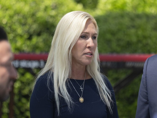 "Оттянуть голоса": нынешняя оппонентка Трампа планировала баллотироваться в президенты в 2028 году