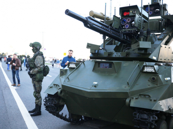 Россия приехала в Дубай с сотнями видов вооружений и самолетами