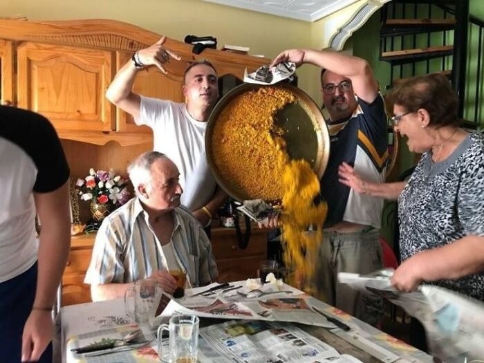 За миг до катастрофы: 15 фото из Сети, на которых что-то пошло не по плану